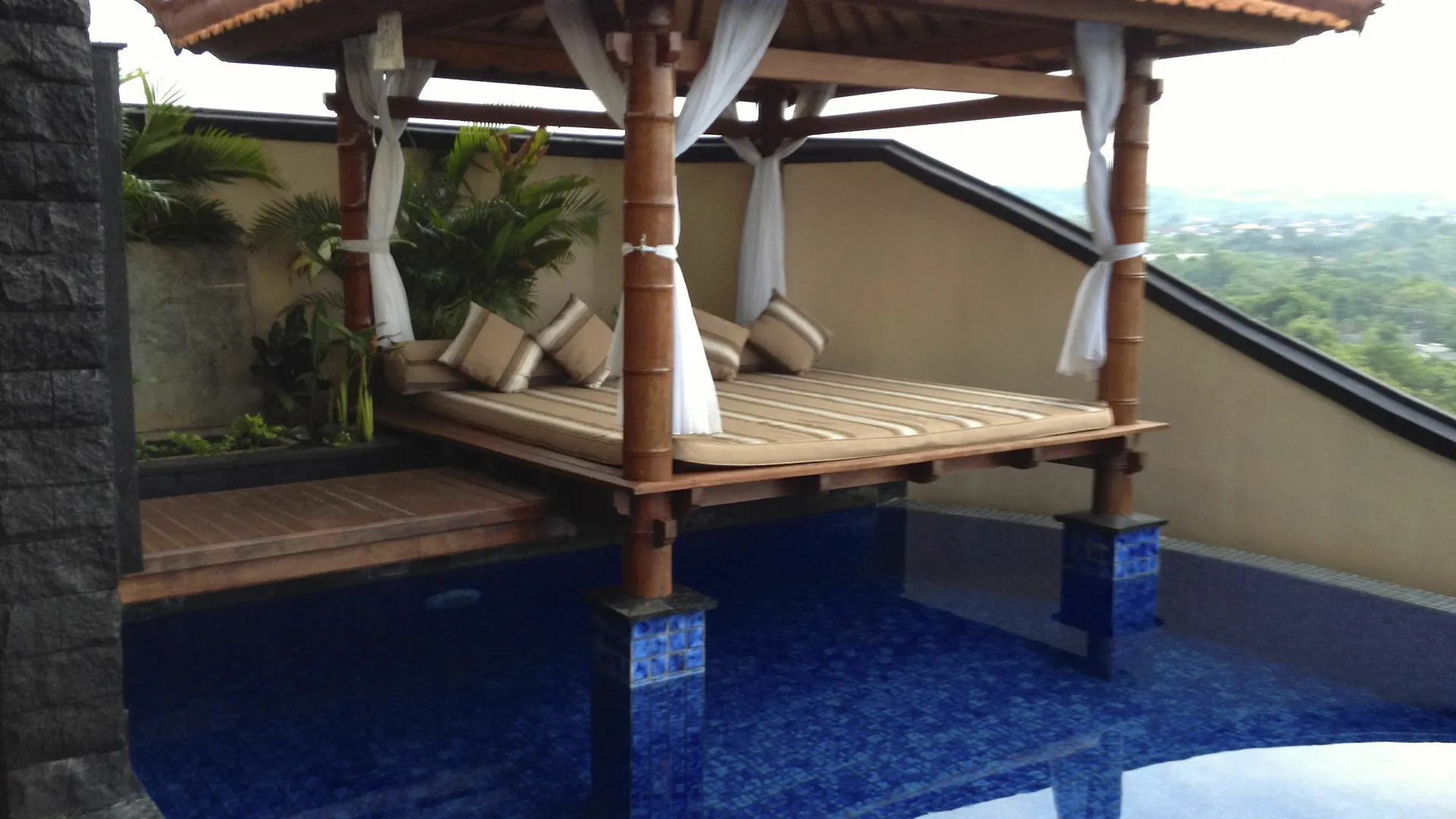 Jimbaran Cliffs Private Pool Hotel & Spa 4*,  Indonesien